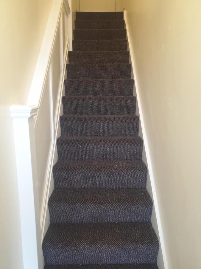 Luxury 3 Bedroom Flat 1min Walk From Underground, With Free Parking Sleeps X10 Appartement Londen