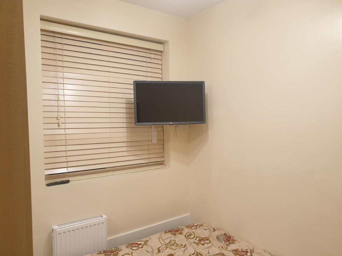 Appartement Luxury 3 Bedroom Flat 1min Walk From Underground, With Free Parking Sleeps X10